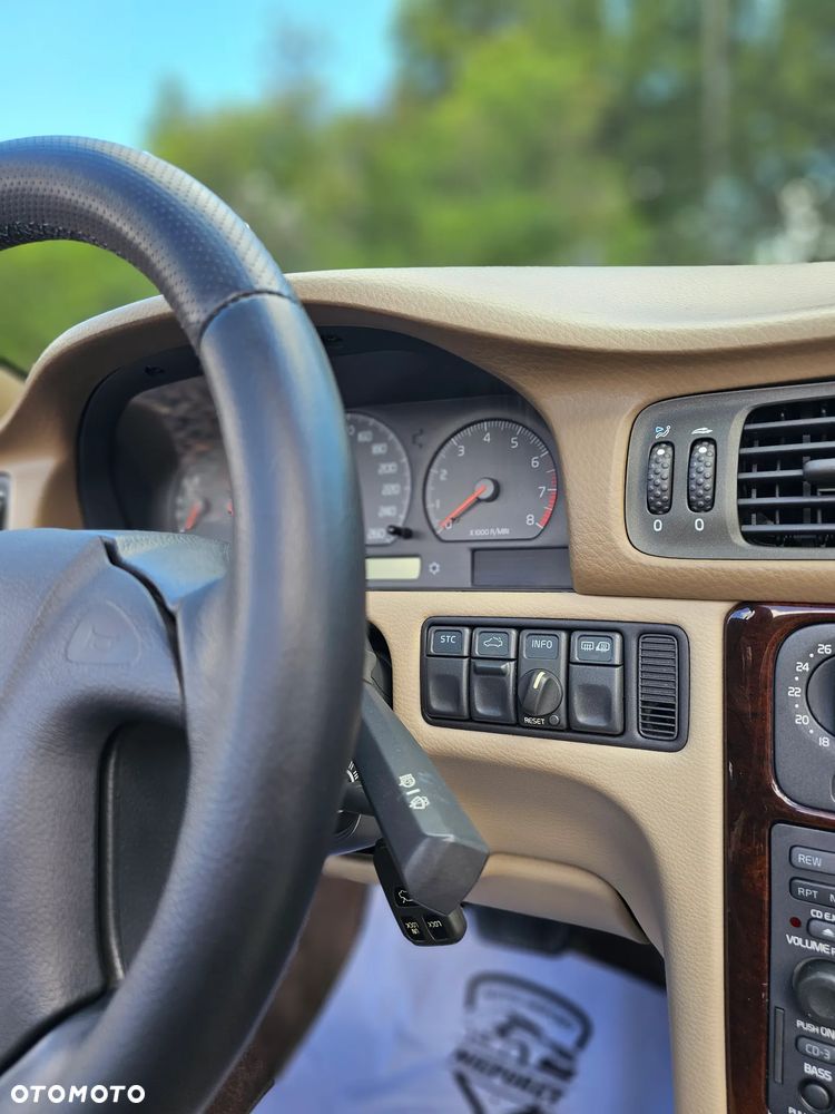 Volvo C70 - 32