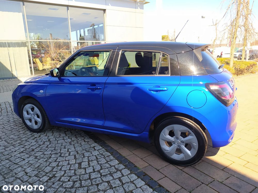 Suzuki Swift 1.2 Dualjet SHVS Premium Plus - 9