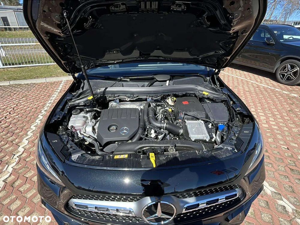 Mercedes-Benz GLA 200 AMG Line - 17