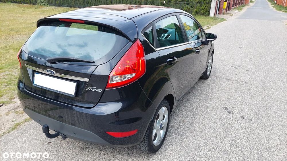 Ford Fiesta - 6