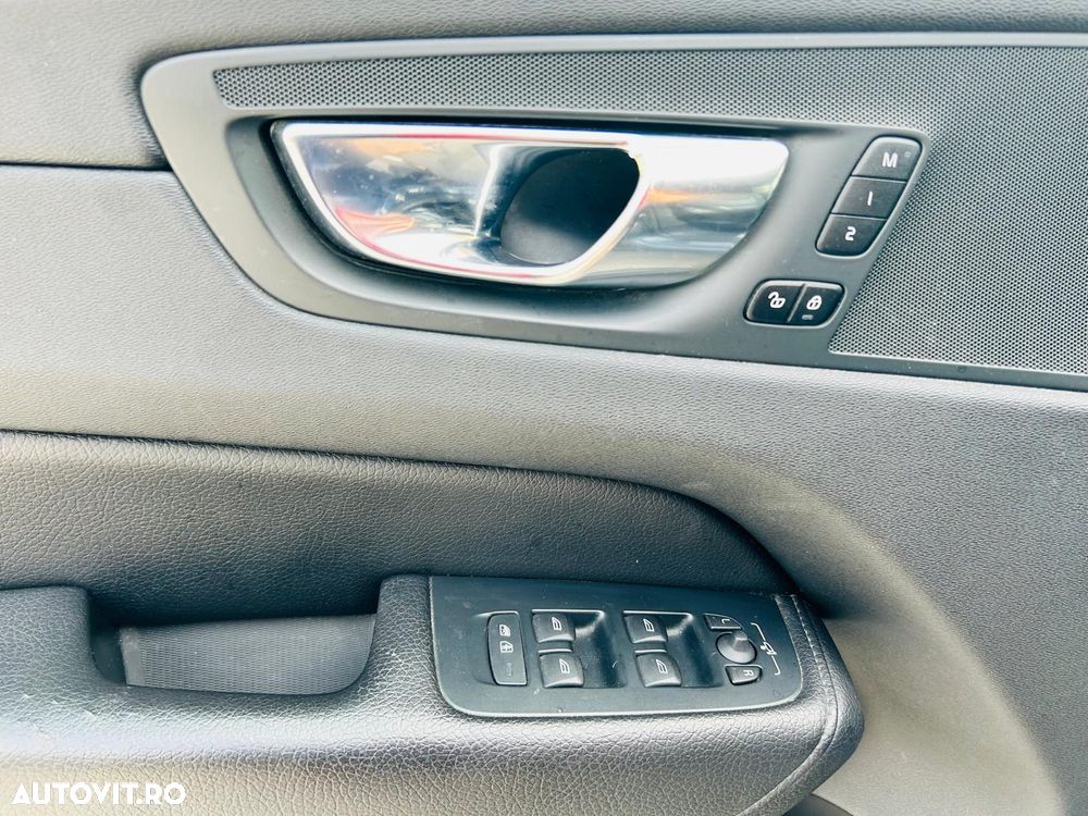 Volvo XC 60 - 15