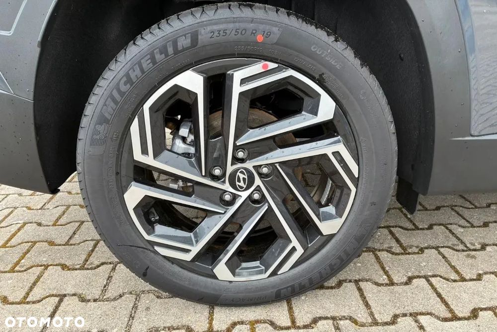 Hyundai Tucson 1.6 T-GDi HEV Platinum 2WD - 18