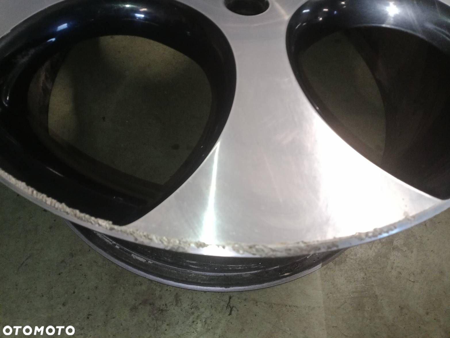 FELGI ALUMINIOWE GTI R18 5X112 VOLKSWAGEN GOLF V - 7