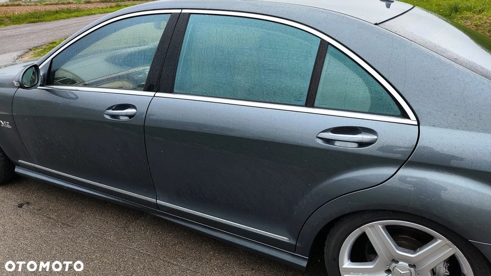 DRZWI LEWY TYŁ TYLNE ORYGINALNY LAKIER KOLOR C368 368 ZAMEK DOCIĄG KLAMKA KEYLESS GO SZYBA SUNGATE LUSTERKO 15 PIN KABLI ROLETA ŻALUZJA ELEKTRYCZNA MERCEDES S-KLASA W221 LONG - 1