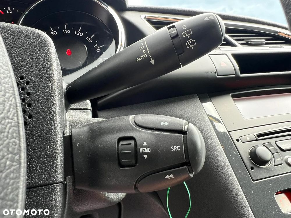 Peugeot 3008 1.6 HDi Premium - 25