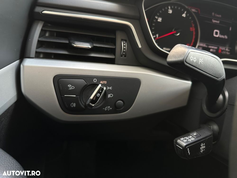 Audi A4 2.0 TDI S tronic Design - 25