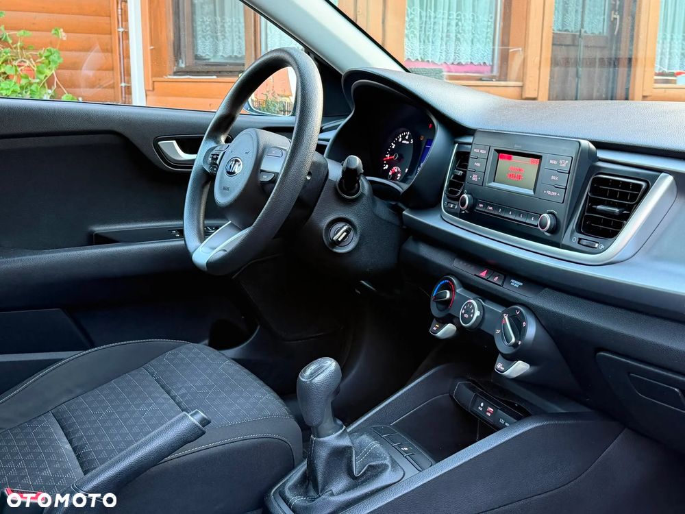 Kia Rio 1.4 M - 23