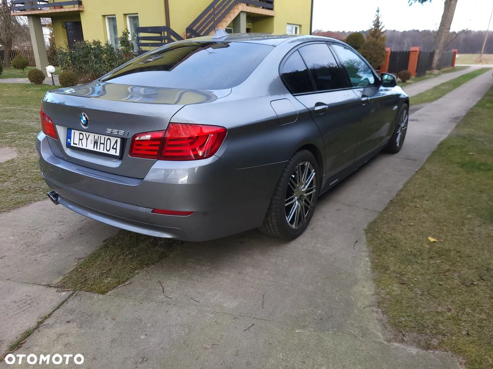 BMW Seria 5 528i - 35