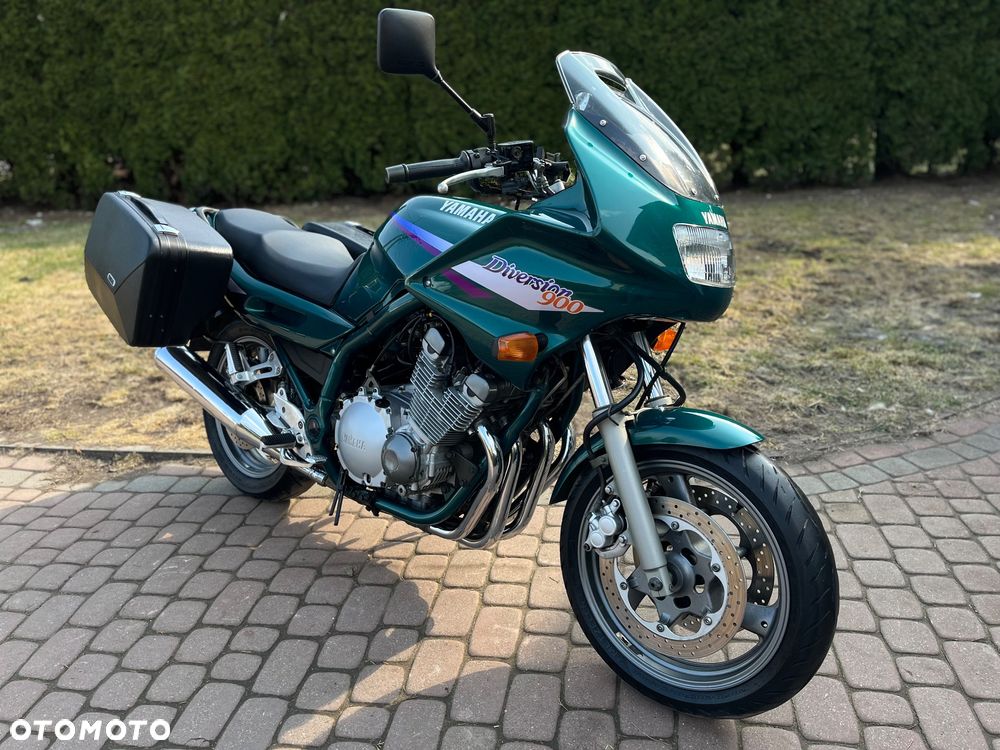Yamaha XJ - 25