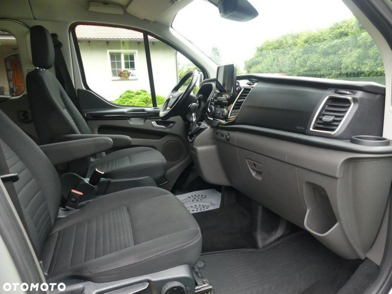 Ford Transit Custom - 10