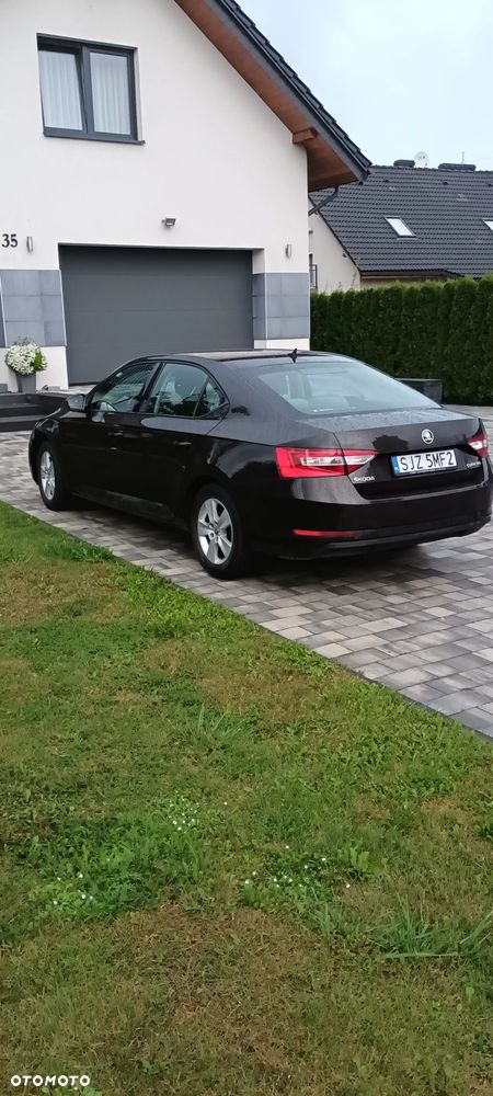 Skoda Superb 1.4 TSI ACT Active - 3