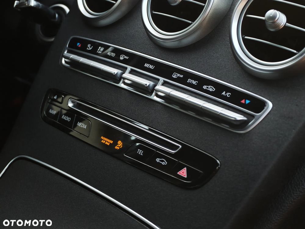 Mercedes-Benz Klasa C 250 7G-TRONIC - 13