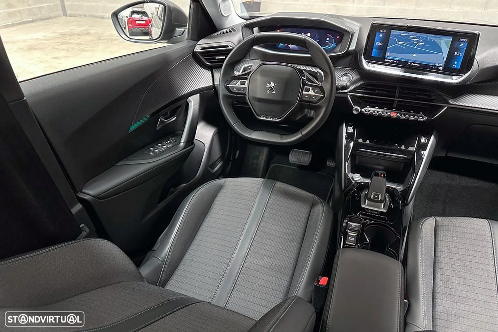 Peugeot 2008 PureTech 130 EAT8 Allure Pack - 13