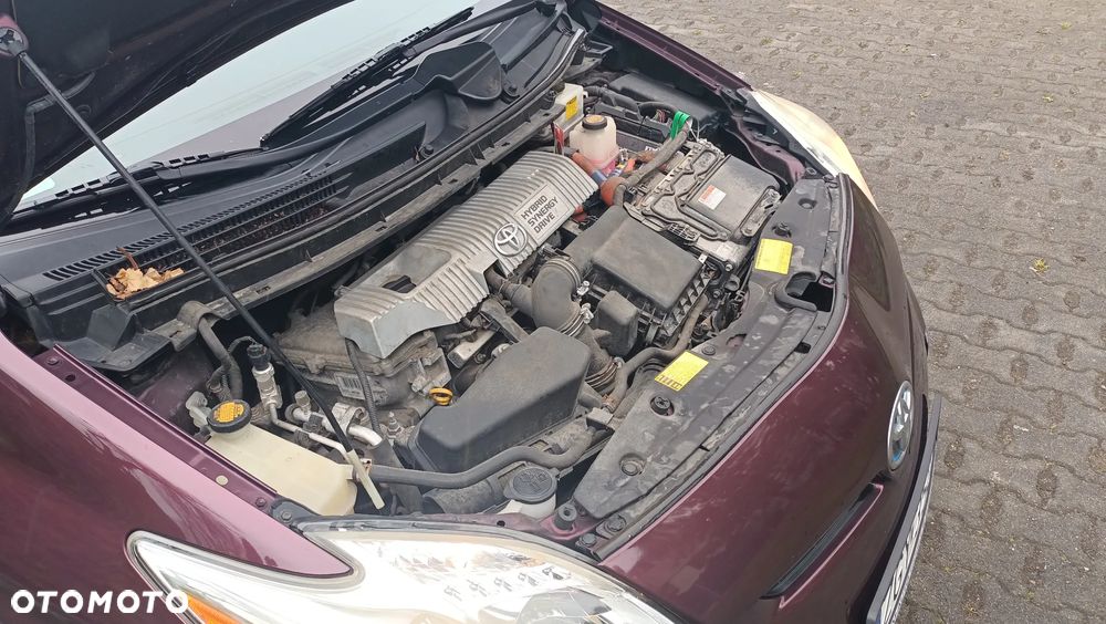 Toyota Prius (Hybrid) Comfort - 15