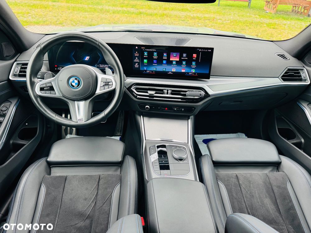 BMW Seria 3 320e PHEV M Sport - 20