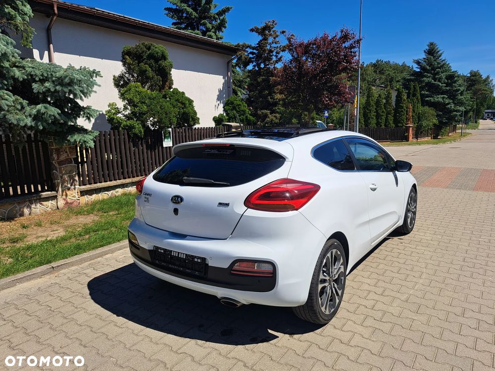 Kia ProCeed 1.6 CRDi 128 Edition 7 - 21