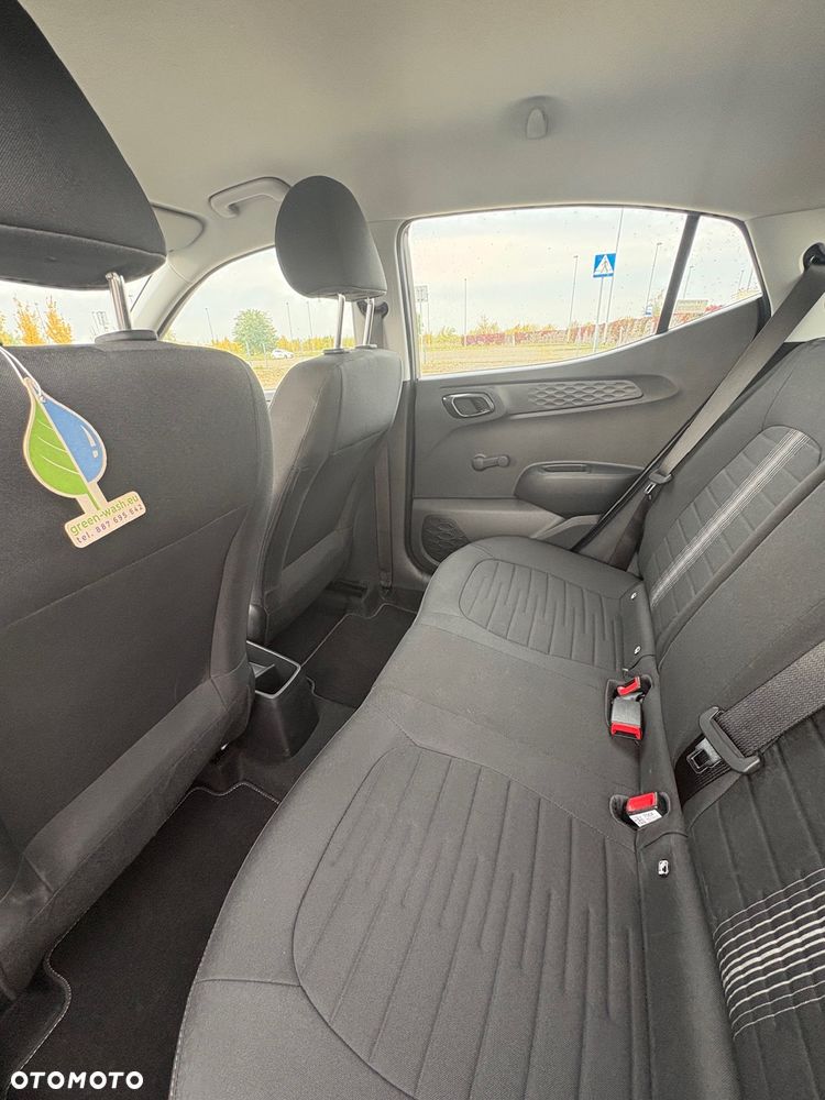 Hyundai i10 - 16