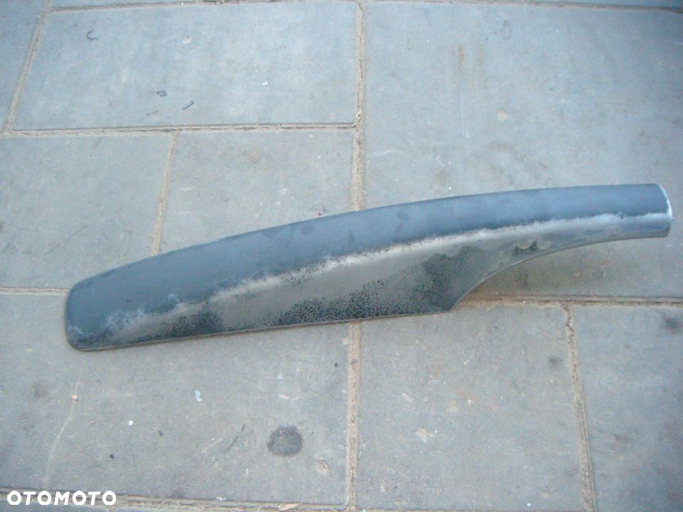 peugeot  307 kombi 03r zaślepka relingu lewy przód - 1