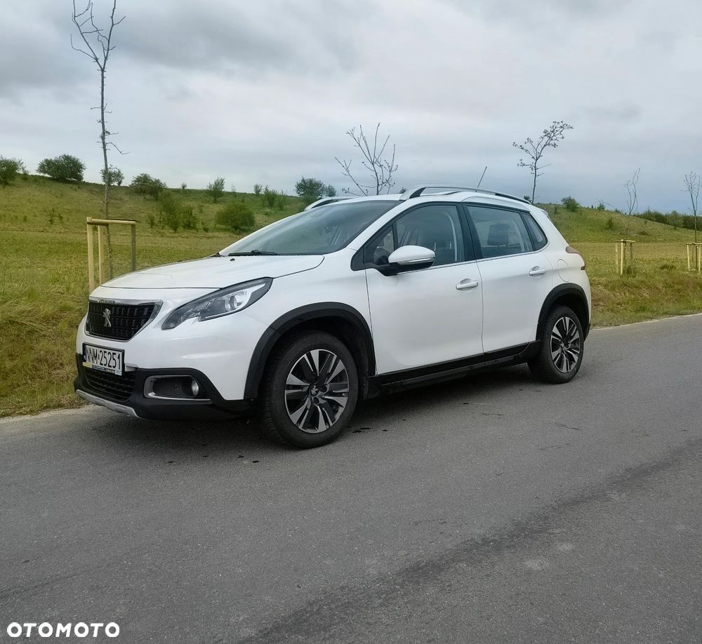 Peugeot 2008 PureTech 82 Urban Move - 2