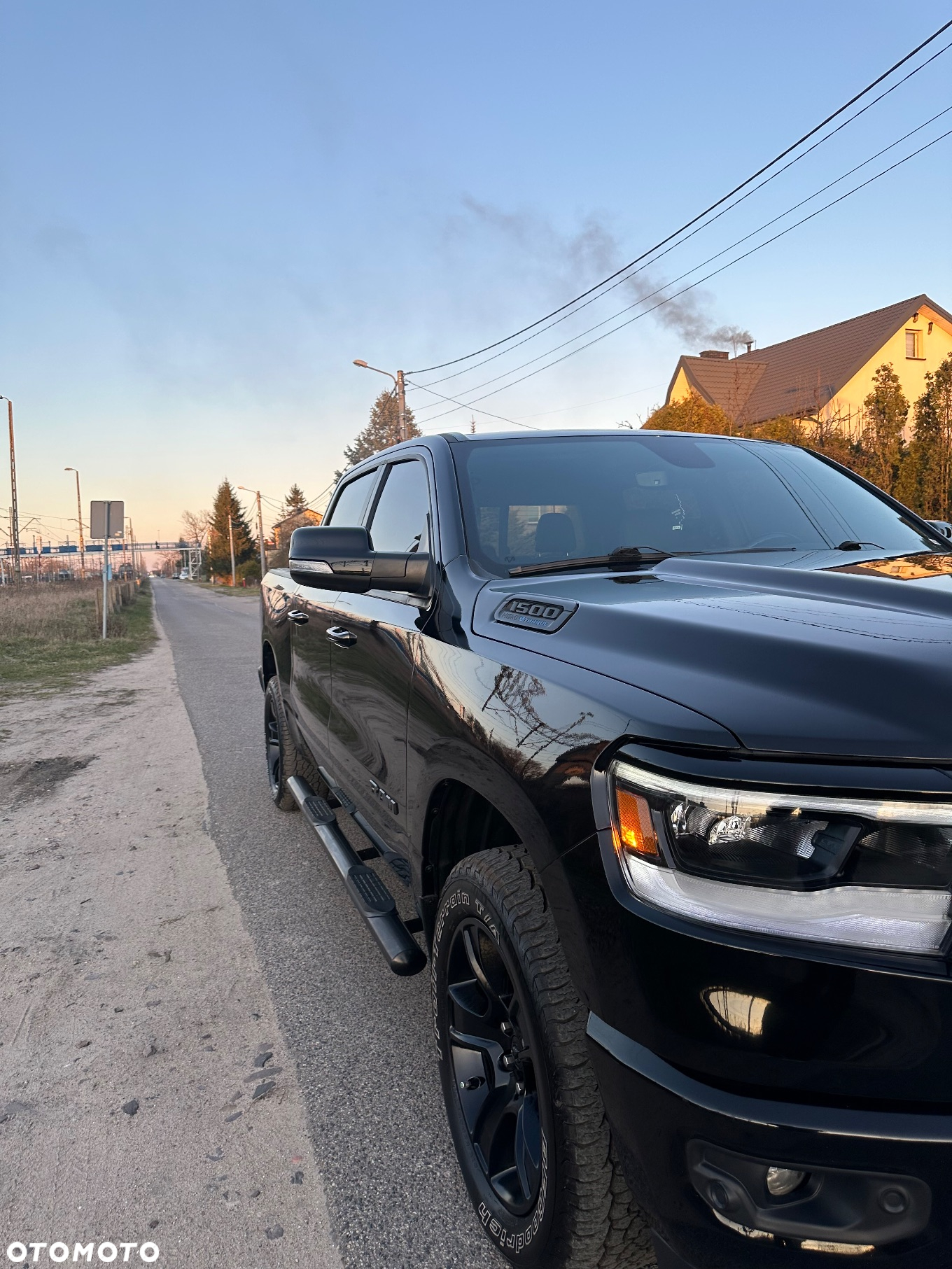 RAM 1500 Crew Cab Shortbed Bighorn - 13