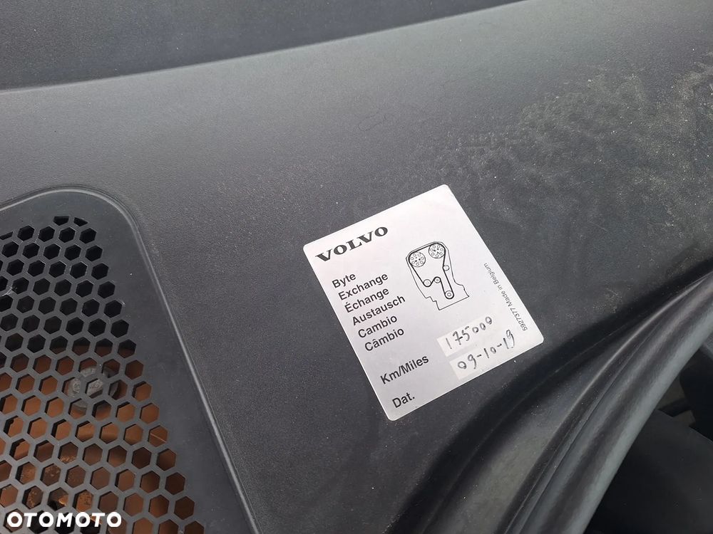Volvo S60 D3 Geartronic - 24