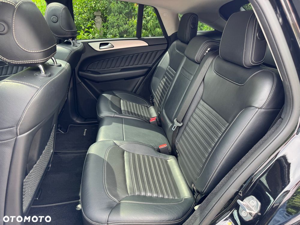 Mercedes-Benz GLE 350 d 4Matic 9G-TRONIC OrangeArt Edition - 17