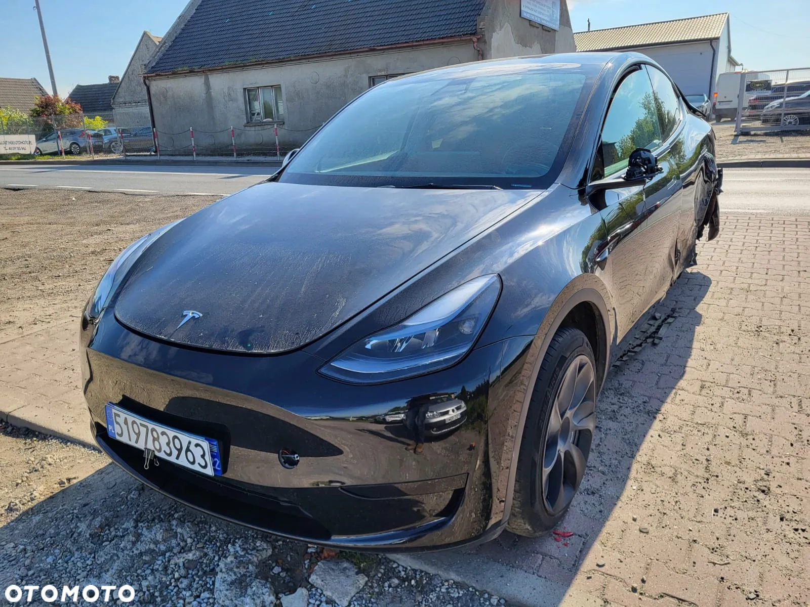 Tesla Y 62.8 RWD - 11