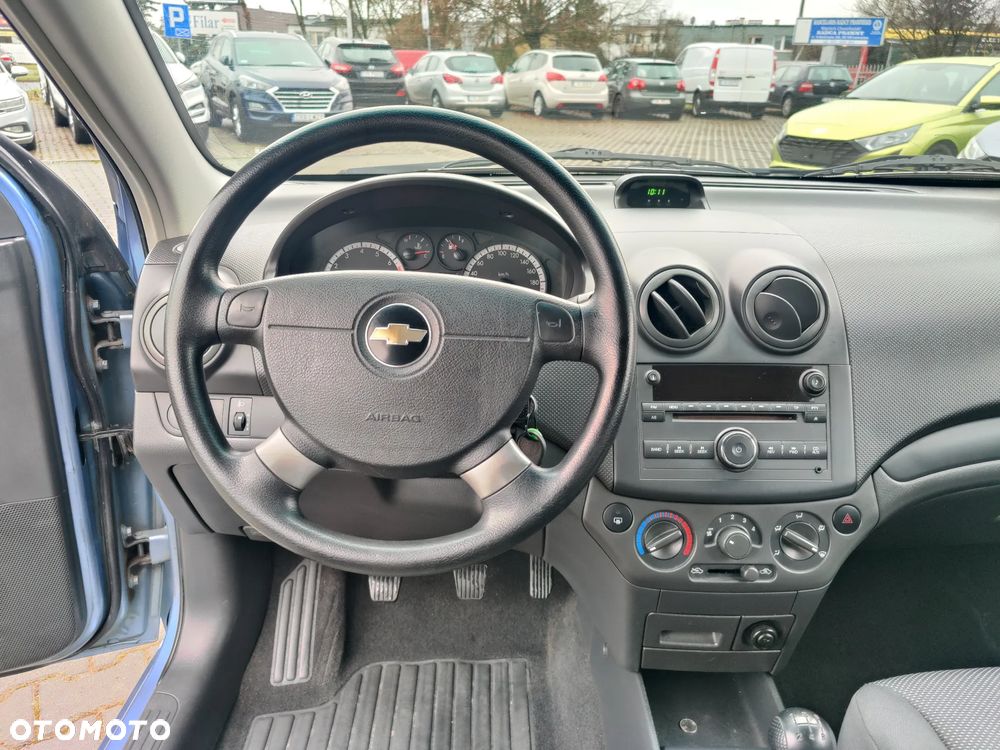 Chevrolet Aveo 1.2 Plus - 11