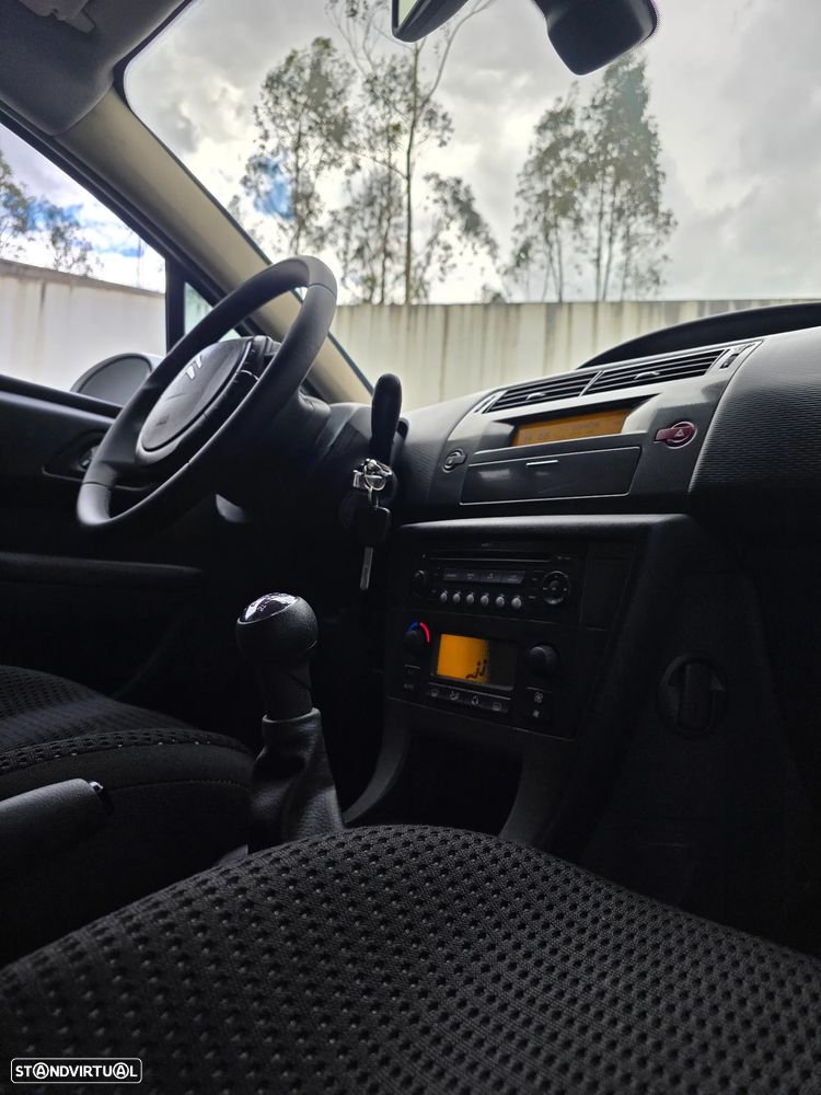 Citroën C4 1.6 HDi Exclusive Airdream - 41