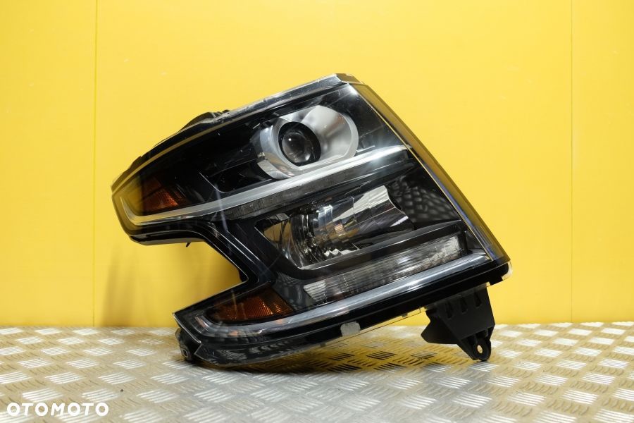 CHEVROLET TAHOE SUBURBAN 2015- REFLEKTOR LAMPA XENON R USA - 1