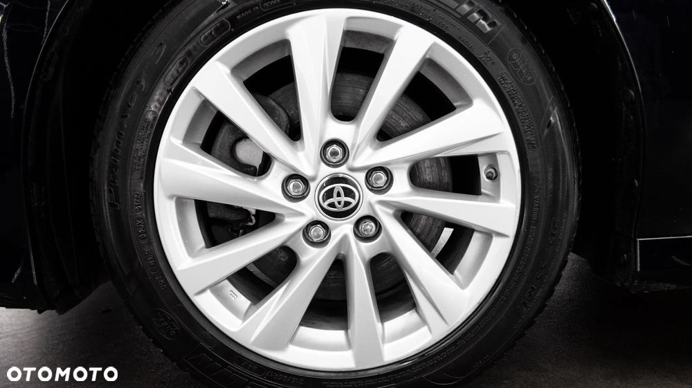 Toyota Camry 2.5 Hybrid Comfort CVT - 9