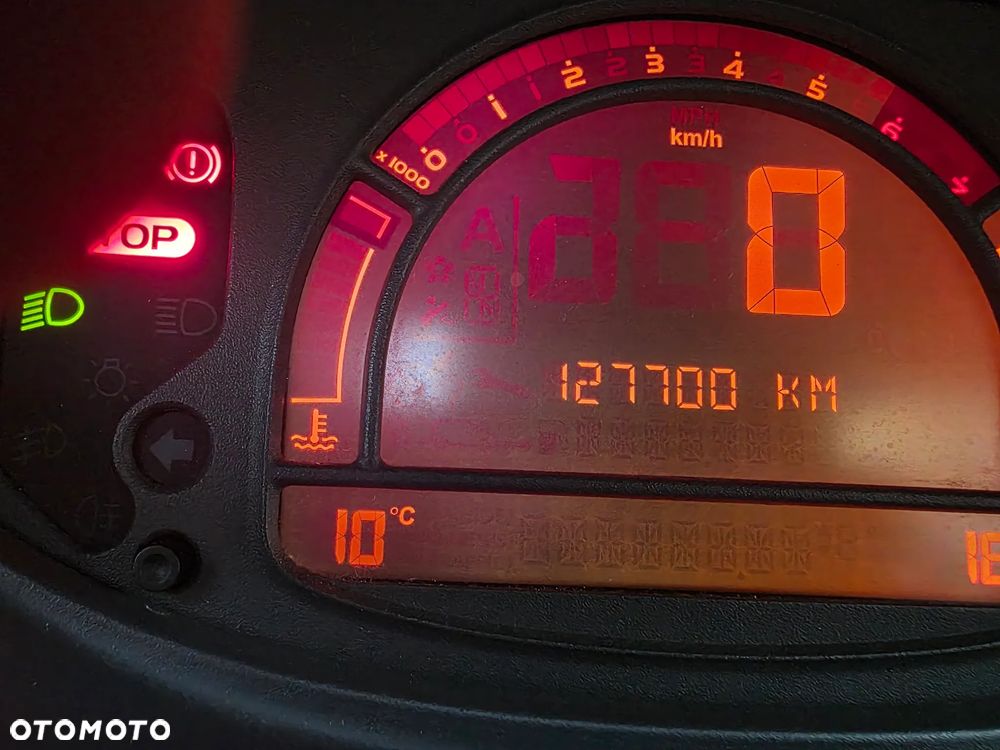 Renault Modus 1.6 16V Dynamique - 10