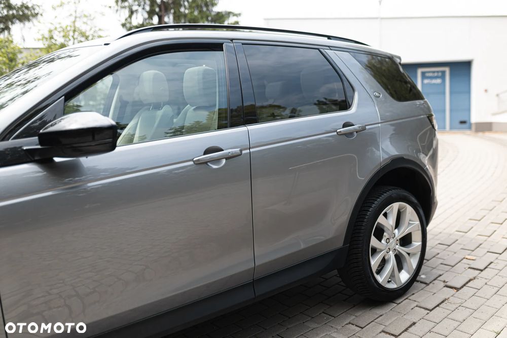 Land Rover Discovery Sport 2.0 P200 mHEV - 4