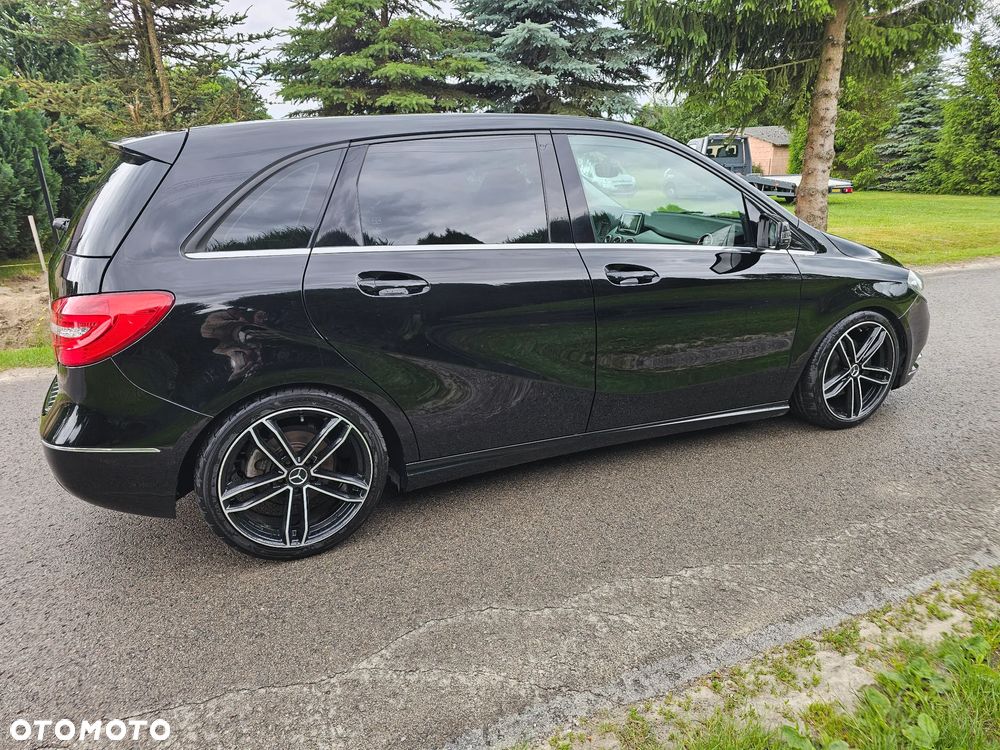 Mercedes-Benz Klasa B 200 CDI (BlueEFFICIENCY) - 33