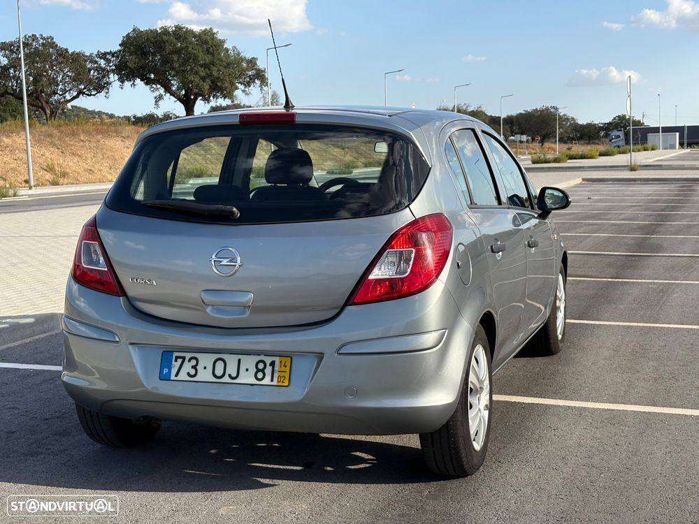 Opel Corsa 1.2 Go! FlexFuel - 9