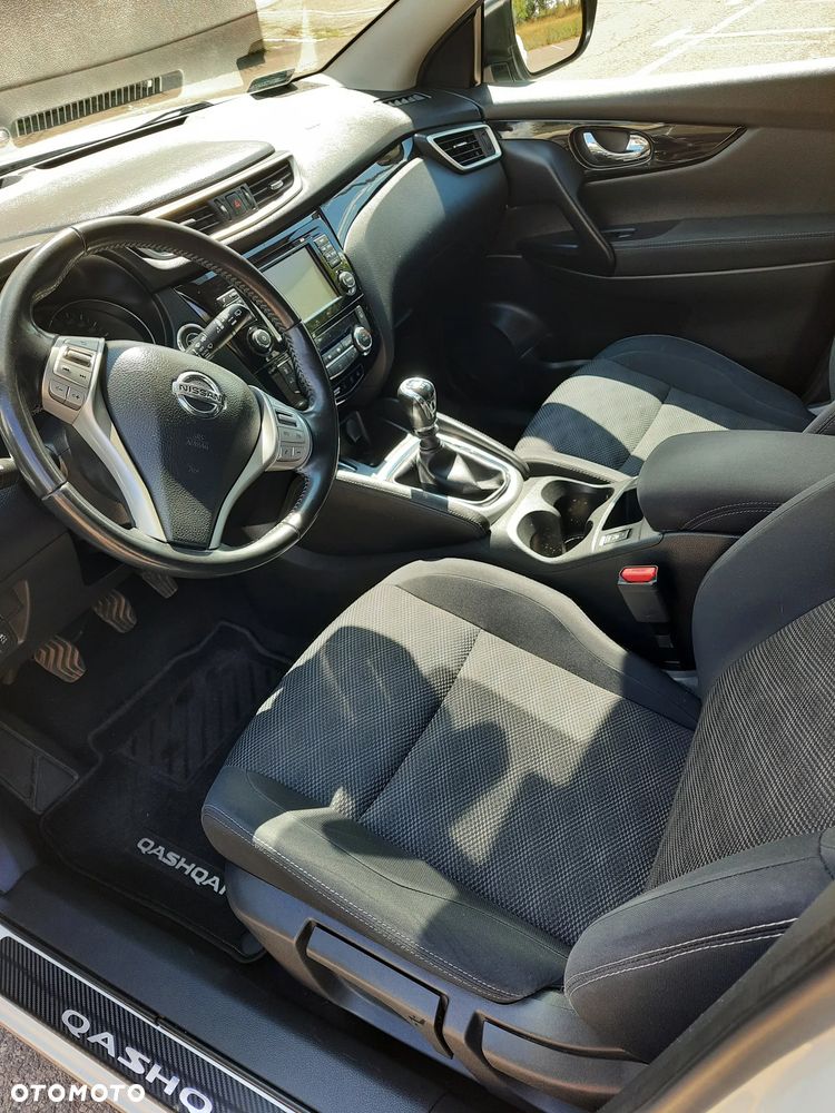 Nissan Qashqai 1.6 DIG-T Tekna - 8
