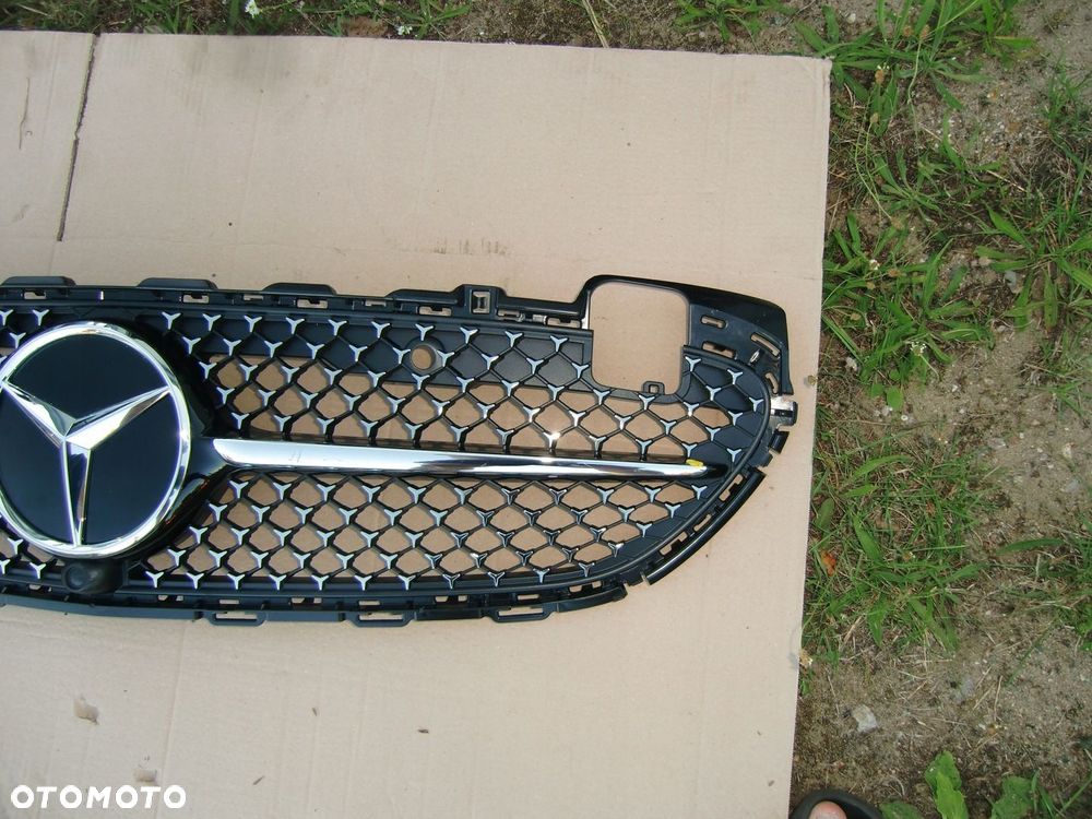 GRILL ATRAPA MERCEDES C KLASA W206 AMG NOWY - 4