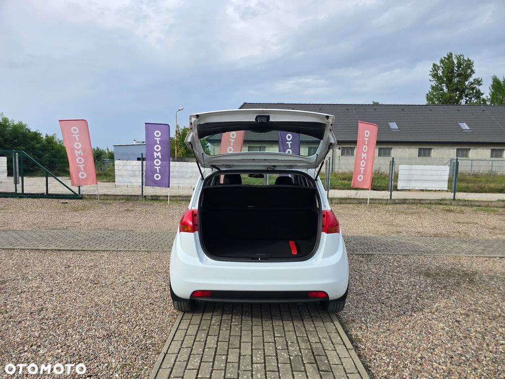 Kia Venga 1.4 CRDi L - 11