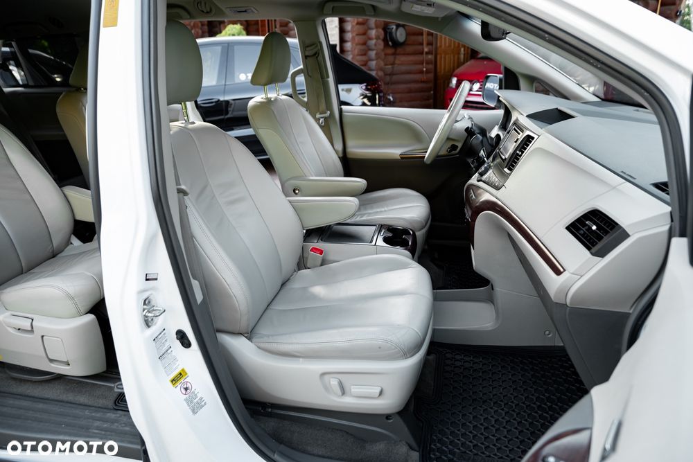 Toyota Sienna 3.5 V6 Limited AWD - 24