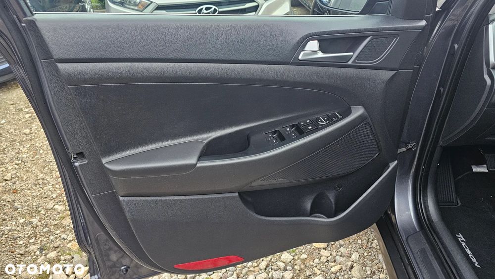 Hyundai Tucson blue 1.7 CRDi 2WD Advantage - 29