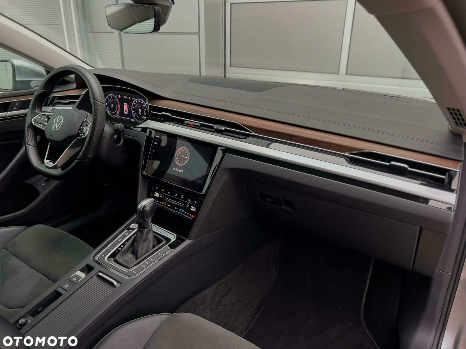 Volkswagen Arteon 2.0 TDI Elegance DSG - 15