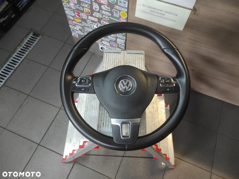 KIEROWNICA 3 RAMIENNA SKÓRA SKÓRZANA MULTIFUNKCJA R LINE VW TIGUAN PASSAT B6 B7 CC SIROCCO CADDY GOLF 5 6 TOURAN EOS POLO 5 6 WYSYŁKA !!! - 1