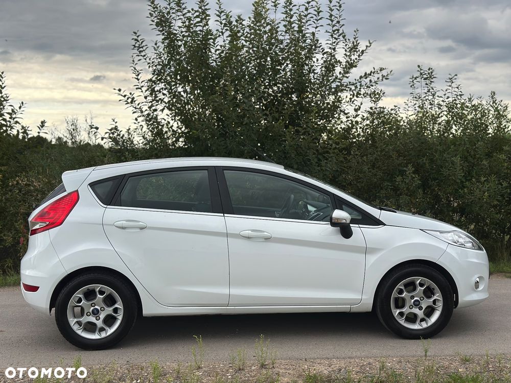 Ford Fiesta - 18