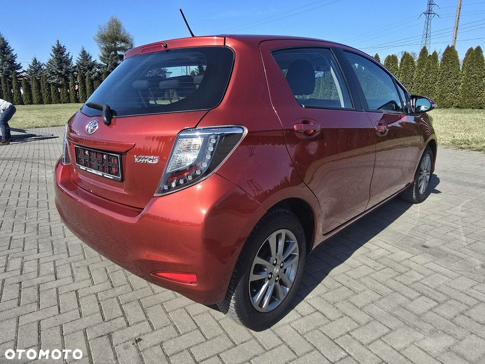 Toyota Yaris - 8