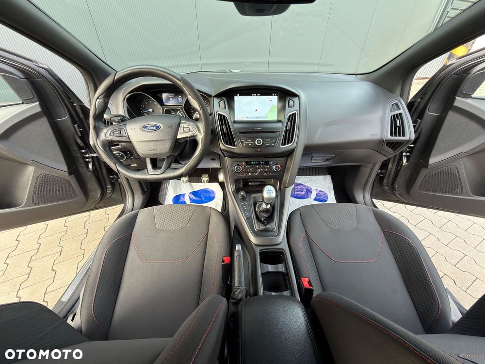 Ford Focus 1.0 EcoBoost ST-Line Black ASS - 6