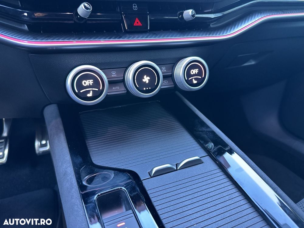 Skoda Superb 2.0 TSI 265 CP 4x4 DSG Sportline - 12