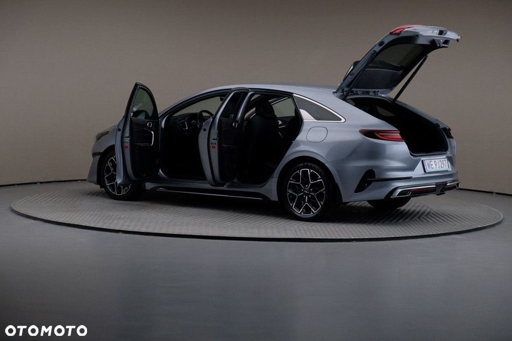 Kia ProCeed - 7