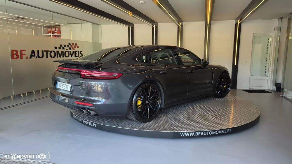 Porsche Panamera 4 S - 19
