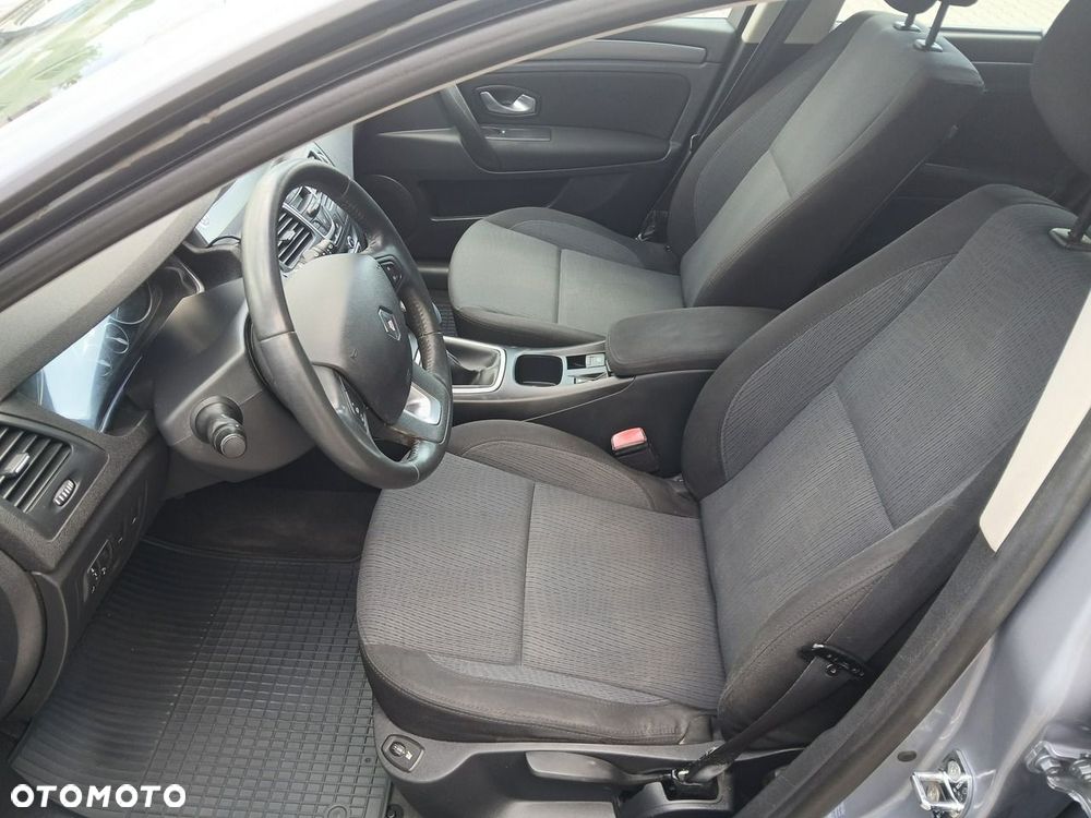 Renault Laguna - 8