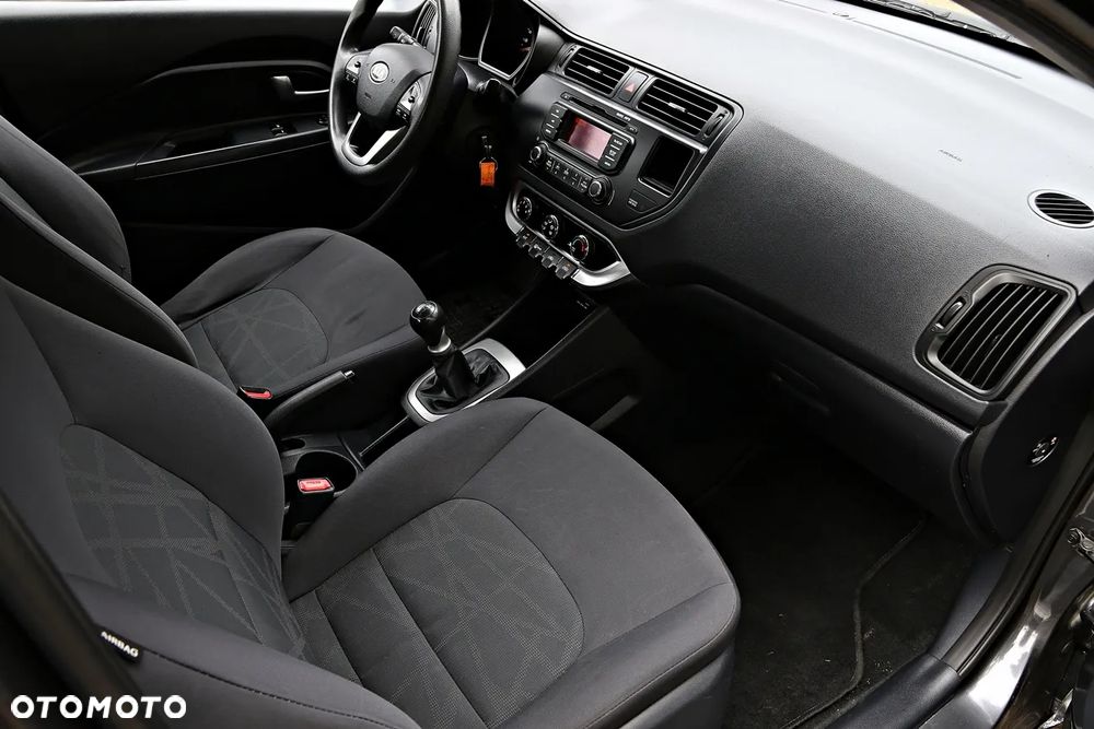 Kia Rio 1.2 Business Line - 8